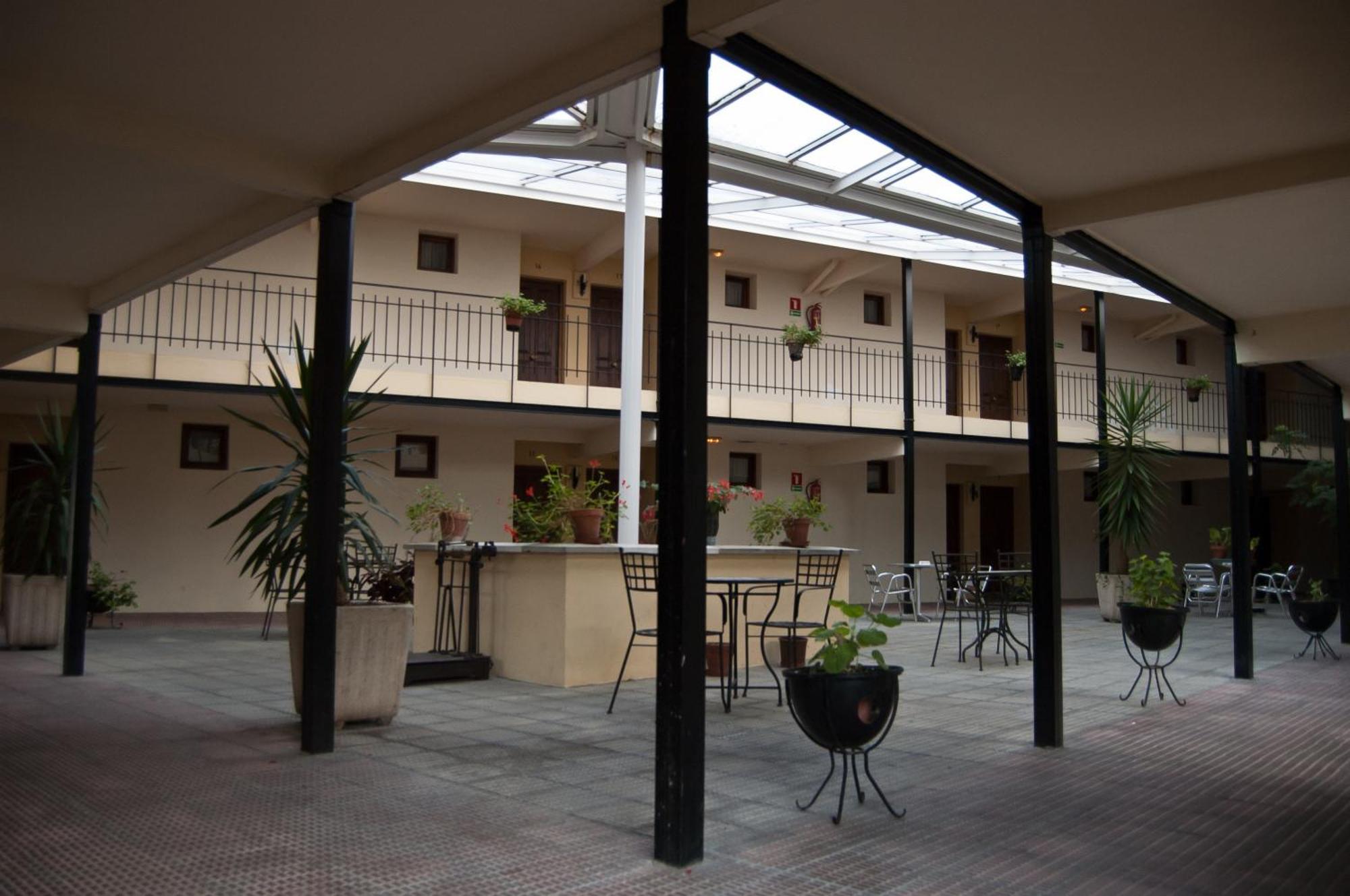 Hotel Urgain Oronoz-Mugaire Esterno foto